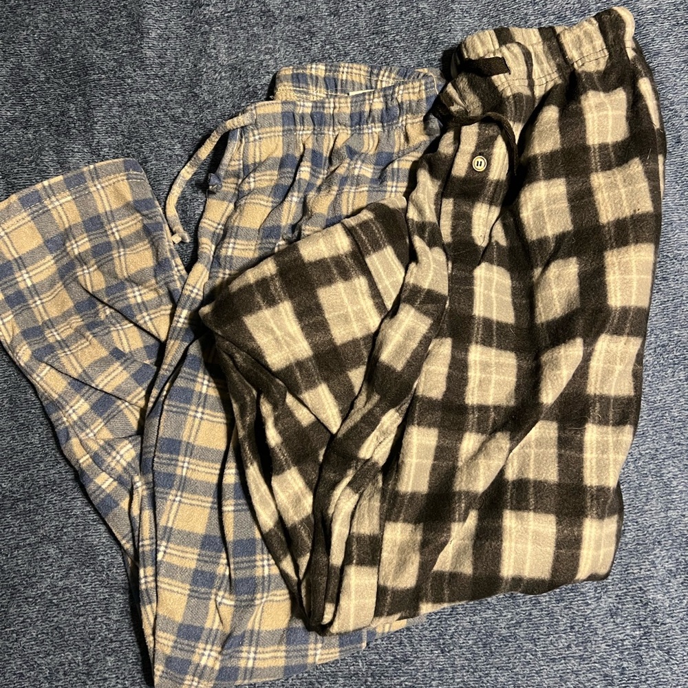 Men’s Plaid Pajama Pants Set in Black and Blue